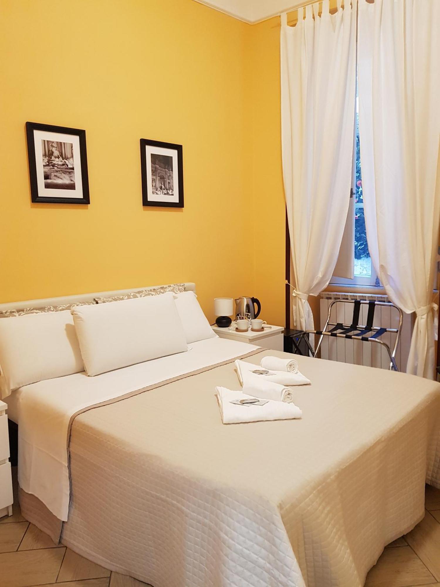 My Trevi Rooms 88 Rome Room photo